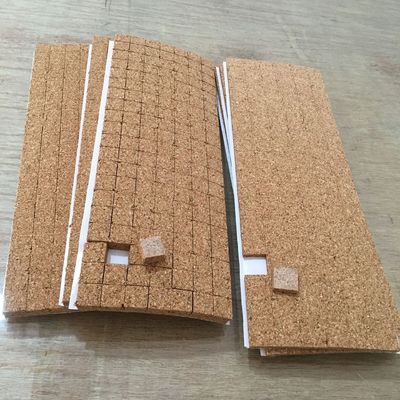 خود چسبنده چند منظوره پوشک چوبی چسبنده مربع برای نیاز شما