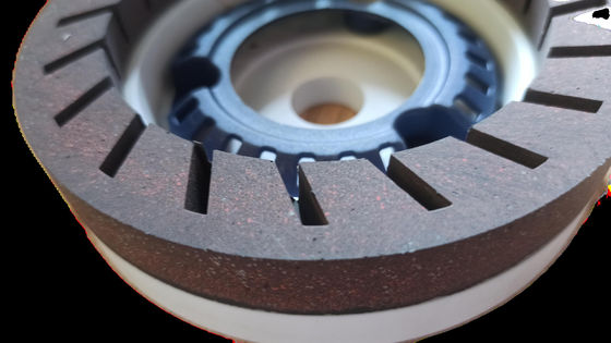 150mm چرخ رزین تیز بودن بالا برای ماشین بیولینگ 240 Grit White Brown Cup Wheel
